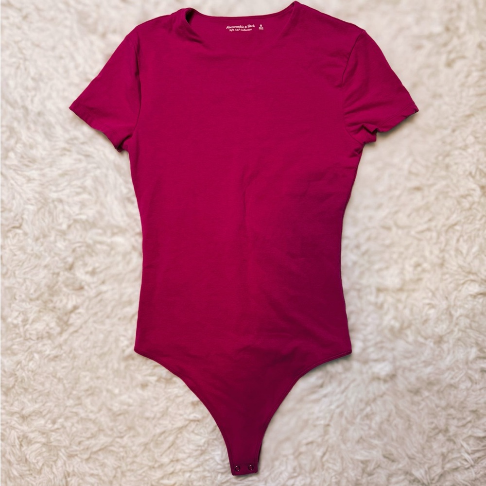 Abercrombie & Fitch Magenta Pinn Bodysuit Sofy A&F Collection
